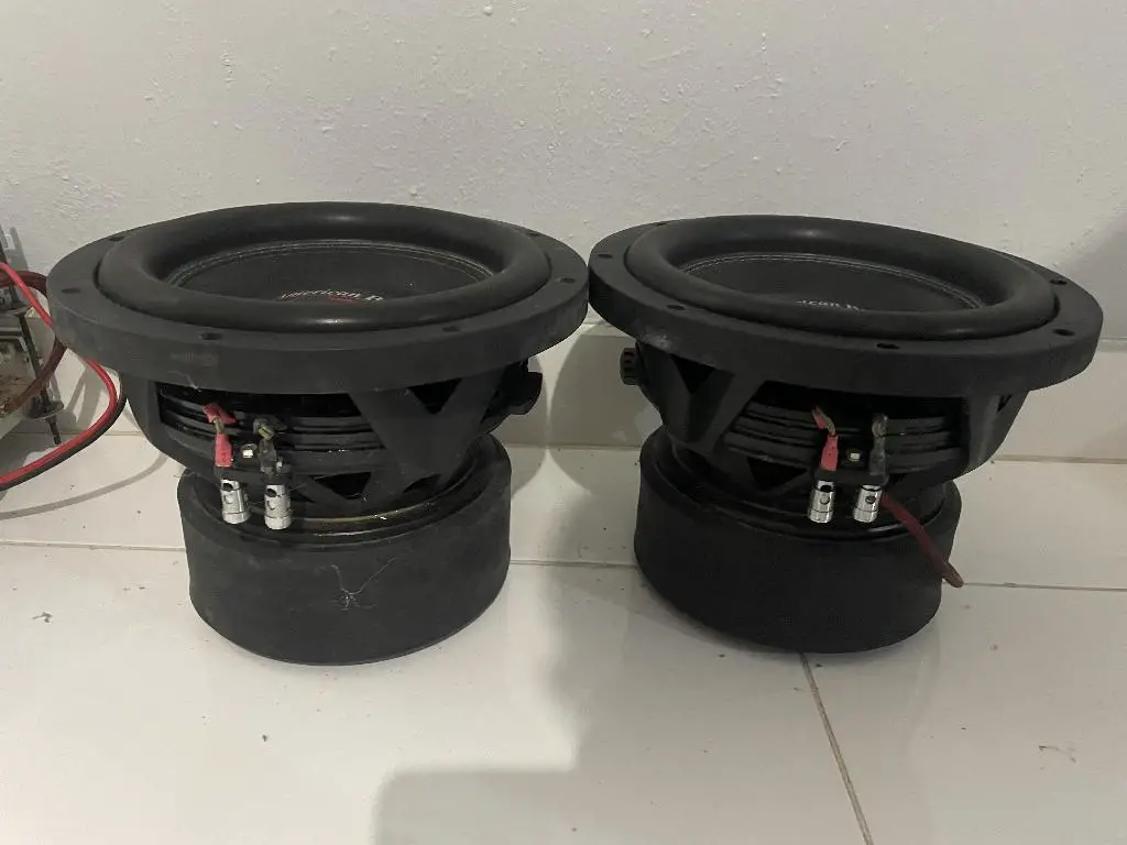 Vendo 2 Plantas Amercan Bass monoblock y 2 Bocinas de 10 Bajo Foto 7234487-1.jpg