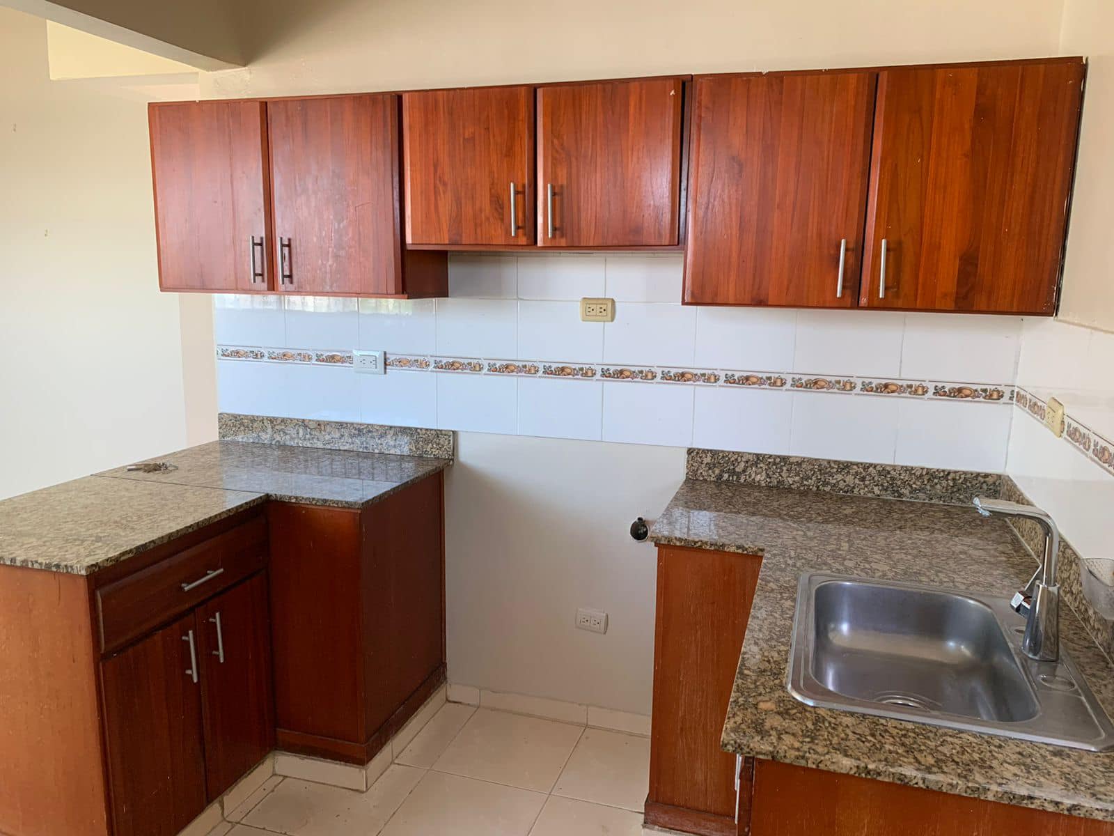 VPI-A 2024-0068 Rento Apartamento Llanos de Gurabo Santiago República  Foto 7234574-6.jpg