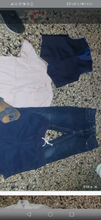 Ropa de niños tengo más por solo  más dos zapatilla para mujer número  Foto 7234743-4.jpg