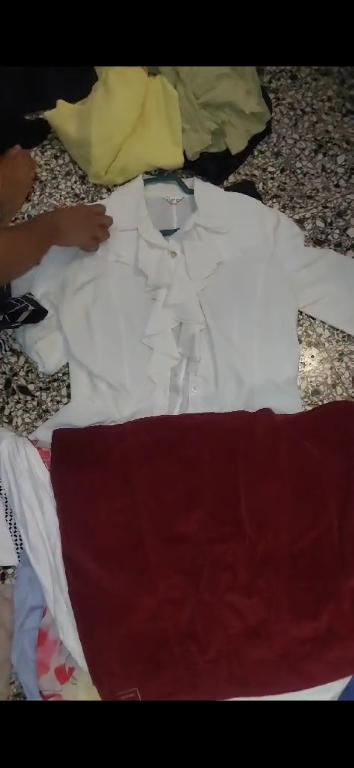 Blusas y faldas como nuevas 600 pesos  en Santo Domingo DN Foto 7234749-3.jpg