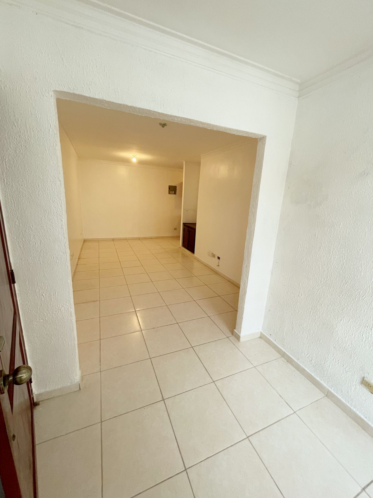 Apartamento en venta Residencial Juan Rafael Av. Jacobo Majluta Foto 7234871-5.jpg