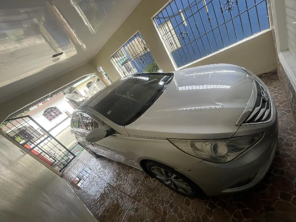Hyundai  2013 Gas Foto 7235082-2.jpg