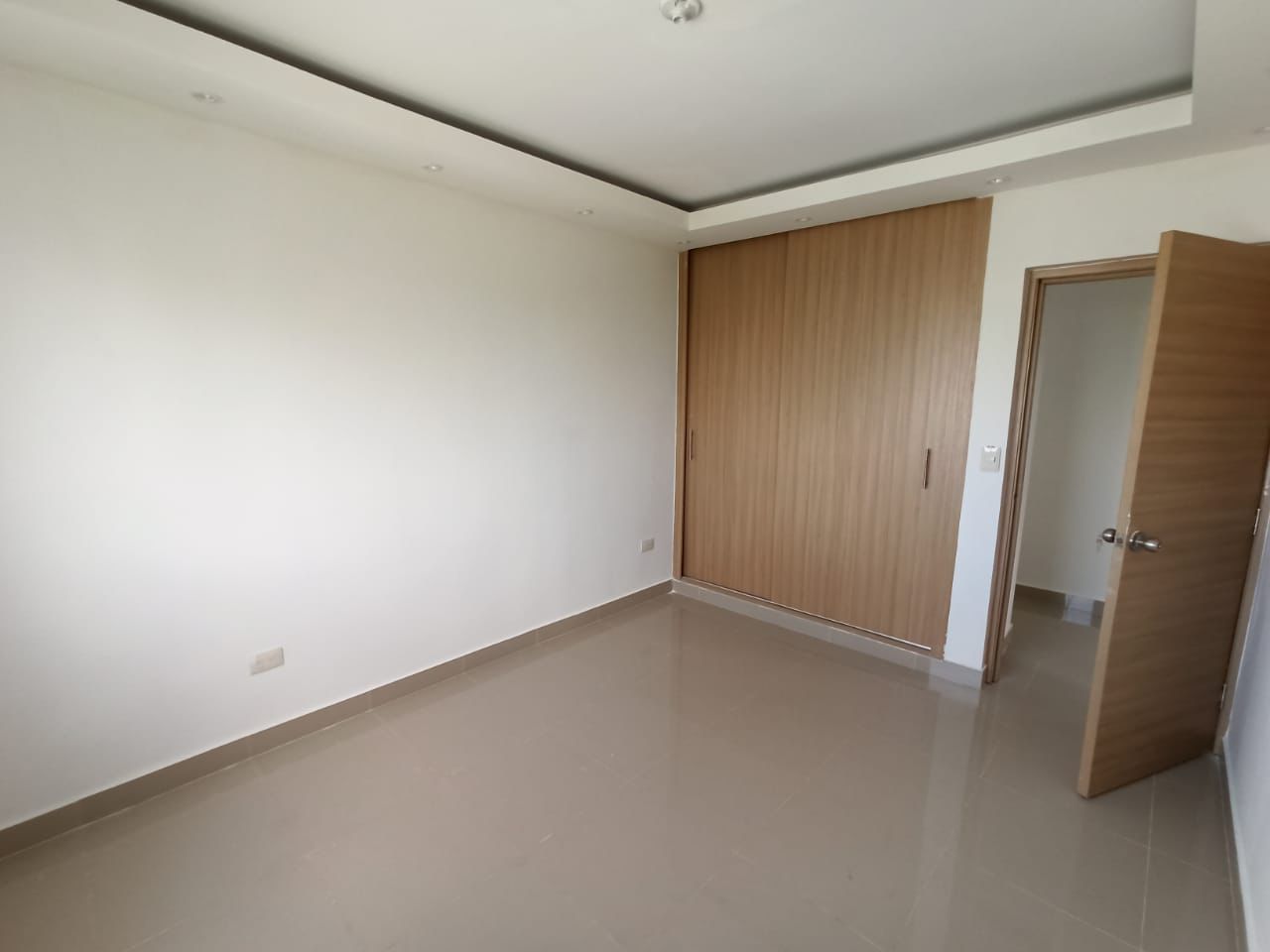 Vendo apartamento de 3 habitaciones en Prado Oriental  Apartamento en  Foto 7235124-6.jpg