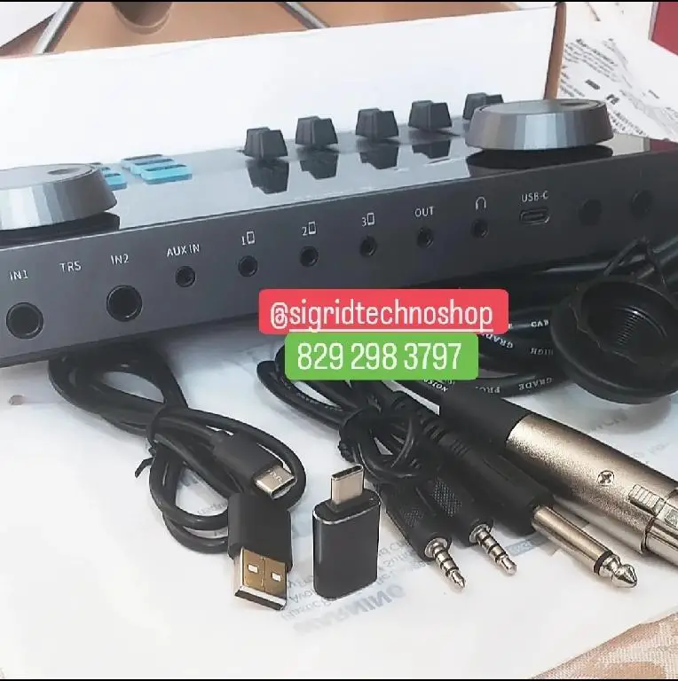 Kit para podcast Interfaz con mezclador de audio con micrófono función Foto 7235166-1.jpg