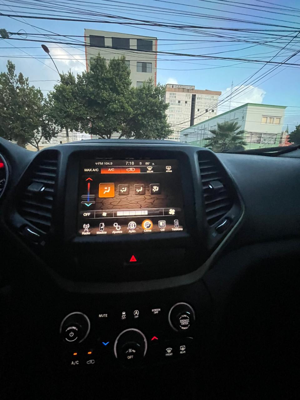 Jeep Cherokee Latitude 2019 en Santo Domingo DN Foto 7235170-3.jpg