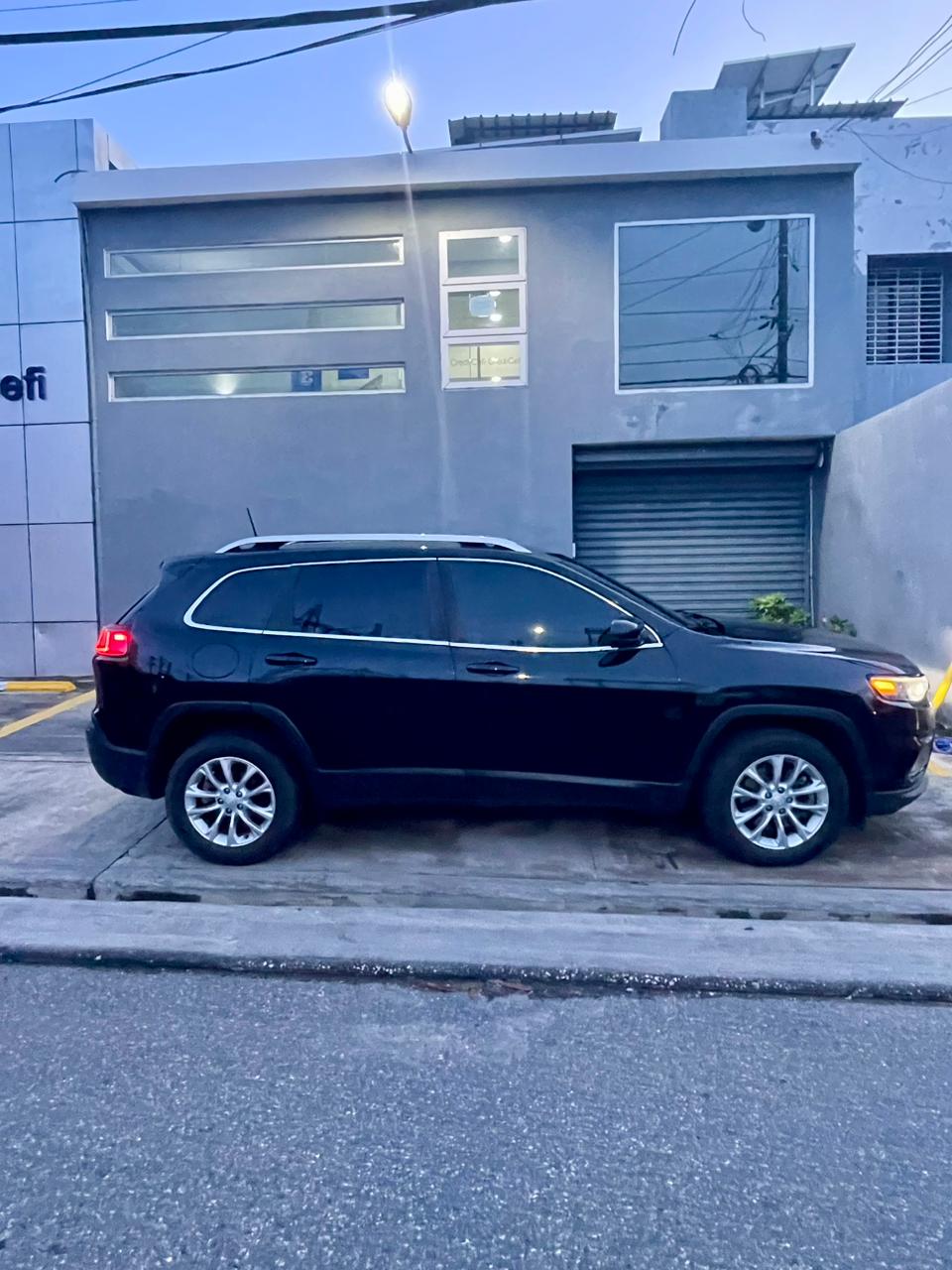 Jeep Cherokee Latitude 2019 en Santo Domingo DN Foto 7235170-6.jpg