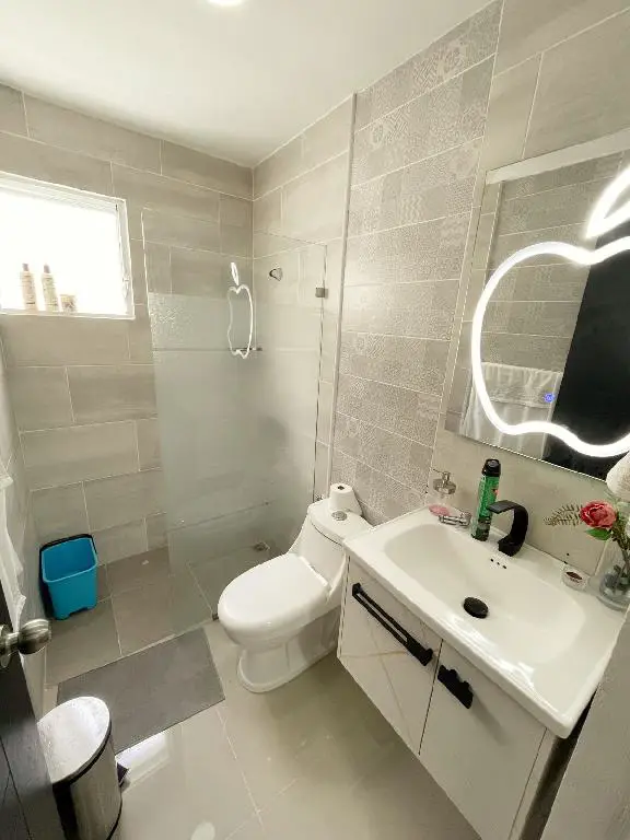 Vendo Apartamento en 5to nivel con Terraza Privada Av. Charless de Gau Foto 7235238-2.jpg