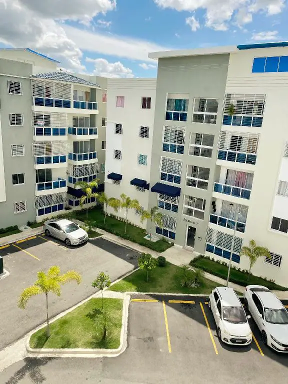 Vendo Apartamento en 5to nivel con Terraza Privada Av. Charless de Gau Foto 7235238-8.jpg