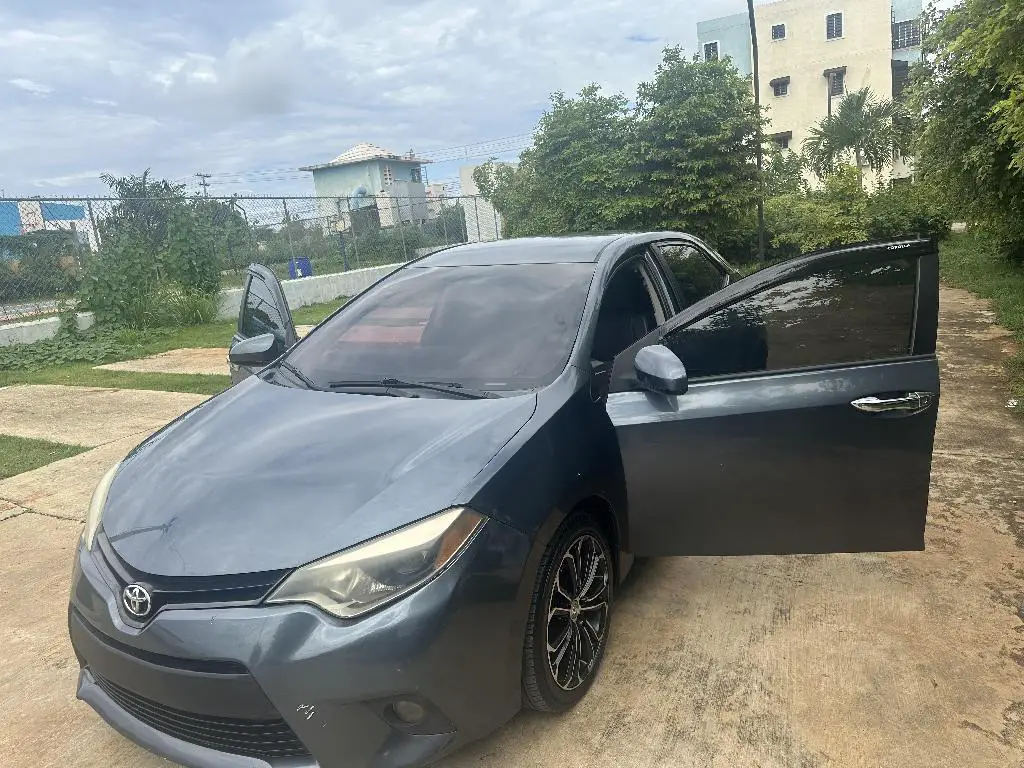 Vendo Vehículo en buen estado  en Santo Domingo Este Foto 7235347-9.jpg