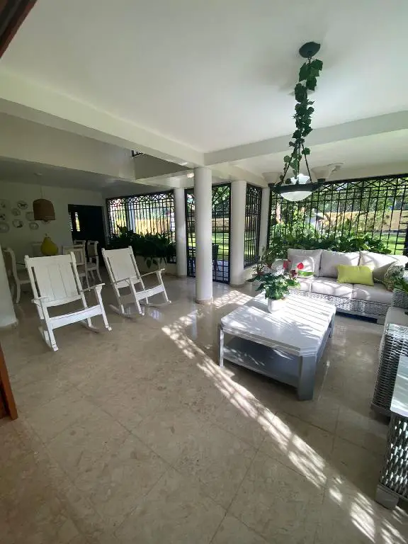 Vendo en Jarabacoa mansion amueblada con paneles solares y pozo tubula Foto 7235448-6.jpg