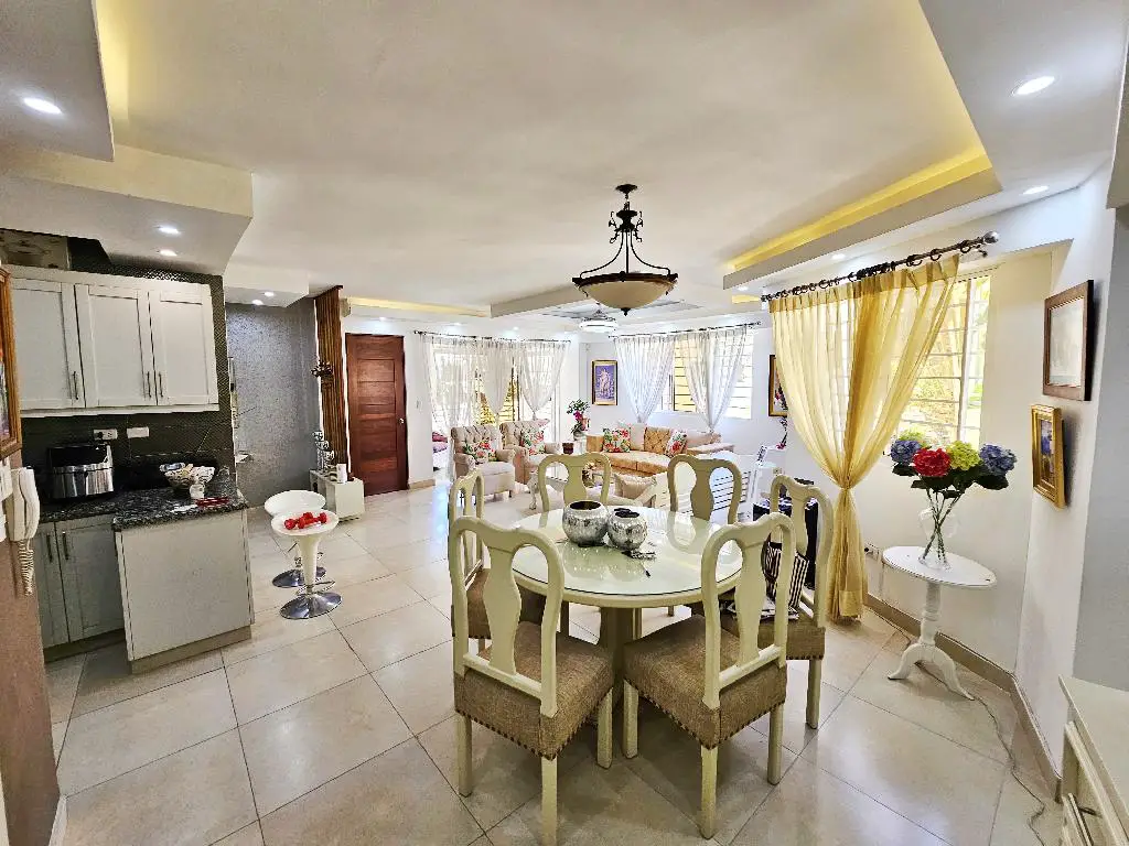 Apartamento en venta Los Restauradores RD10500000  Foto 7235590-7.jpg
