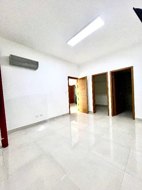 Rento apartamento de 1 Habitación en Torre Moderna en el Millón con li Foto 7235746-1.jpg