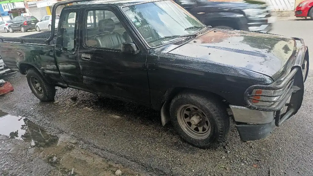 Toyota  Foto 7235824-7.jpg