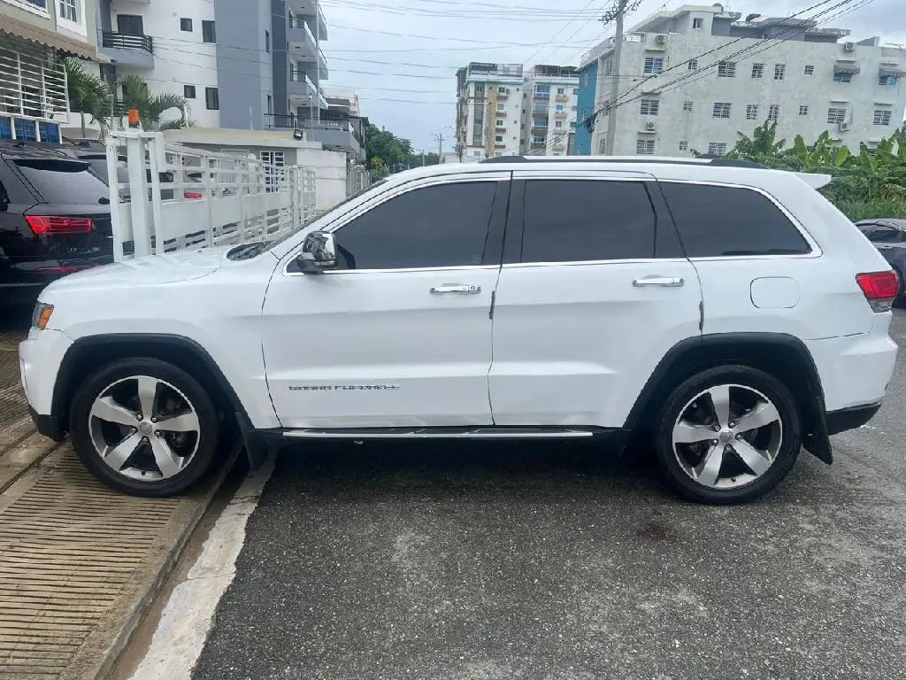 Jeep Grand Cherokee 2014 Foto 7236012-1.jpg