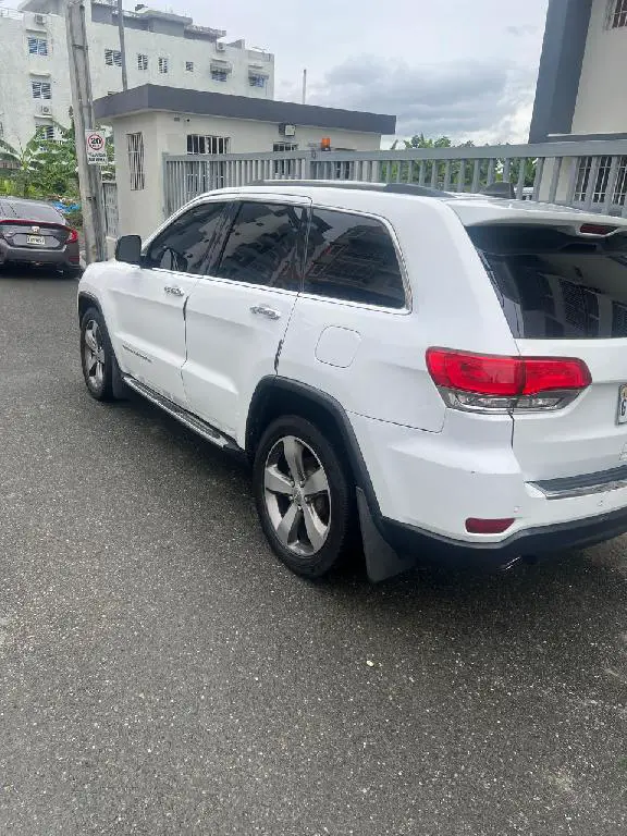Jeep Grand Cherokee 2014 Foto 7236012-6.jpg
