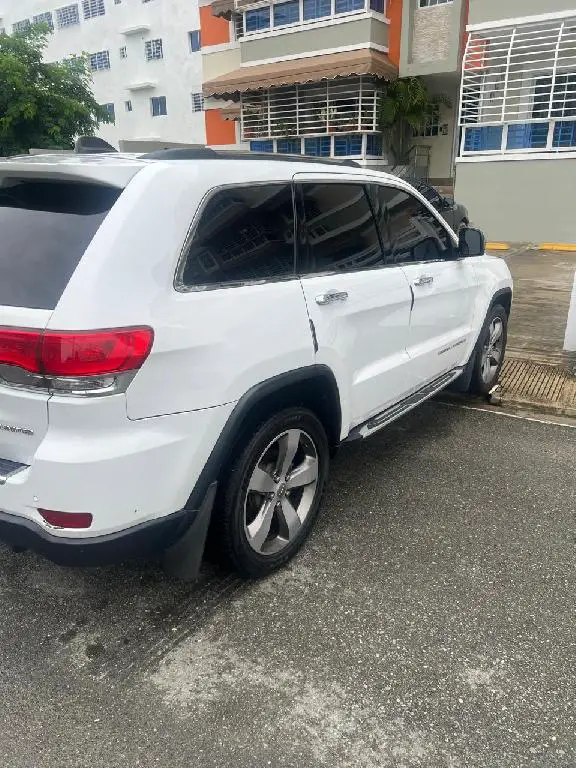 Jeep Grand Cherokee 2014 Foto 7236012-8.jpg