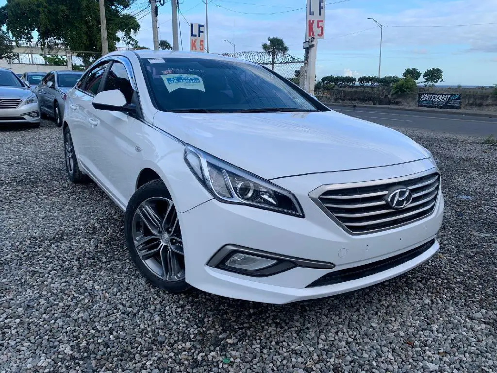 Hyundai  Sonata LF 2018 GLP Blanco de Fabrica Foto 7236381-2.jpg