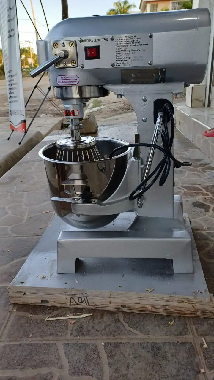 BATIDORA - MIXER- PLANETARIA - MANGUSERA 10 QTS Foto 7236462-z2.jpg