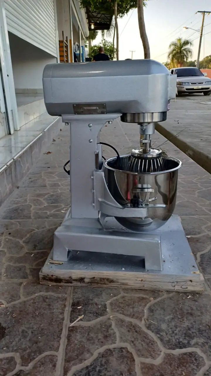BATIDORA - MIXER- PLANETARIA - MANGUSERA 10 QTS Foto 7236462-z4.jpg