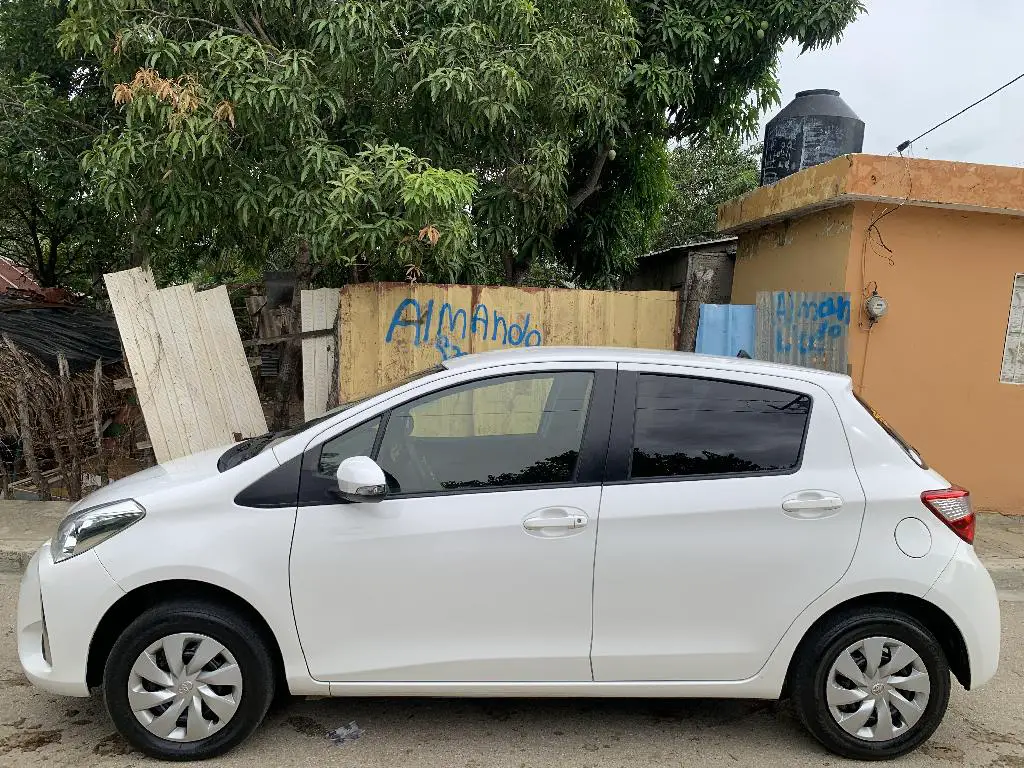 Toyota vitz 2019 financiamiento disponible  en San Juan Foto 7236509-2.jpg