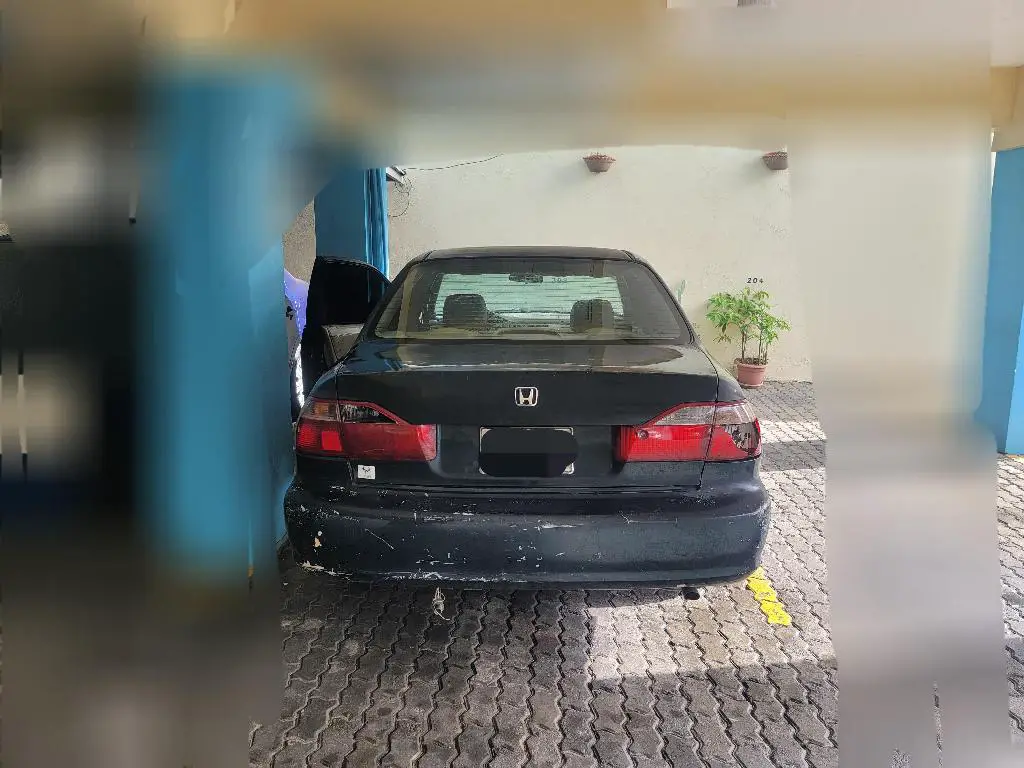 Honda Accord 98  Foto 7236526-3.jpg