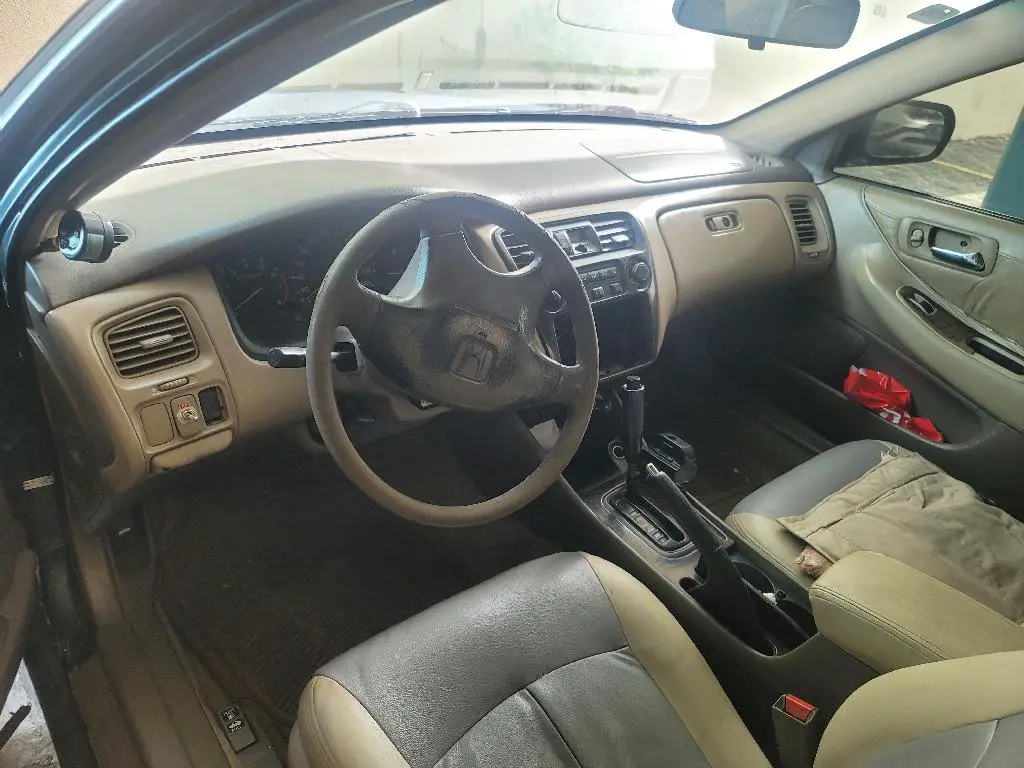 Honda Accord 98  Foto 7236526-6.jpg