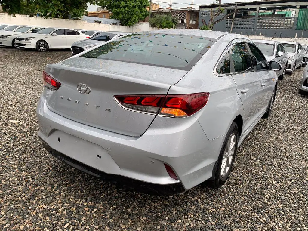 Hyundai Sonata New Rise 2018 GLP Gris de Fabrica Foto 7236615-2.jpg