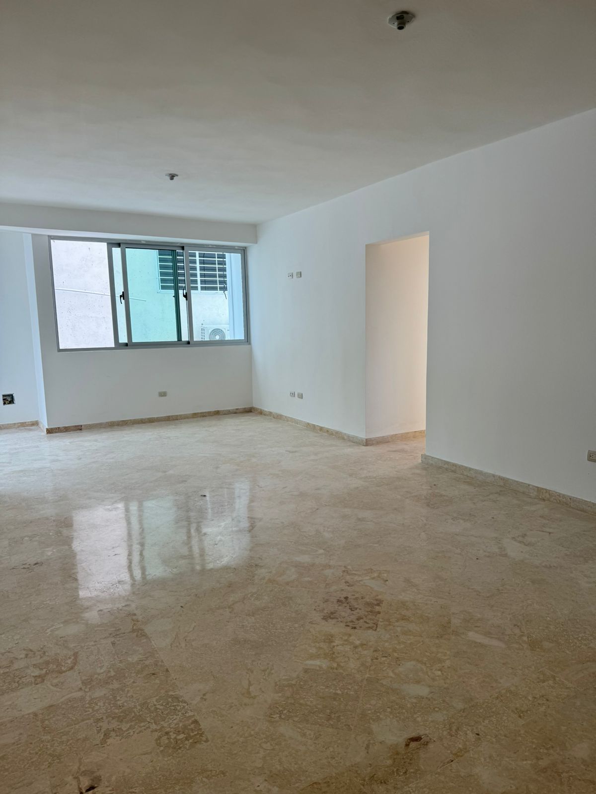 APARTAMENTOS EN ALQUILER NUEVO PARA ESTRENAR PROXIMO A INTEC SECTOR LO Foto 7236634-2.jpg