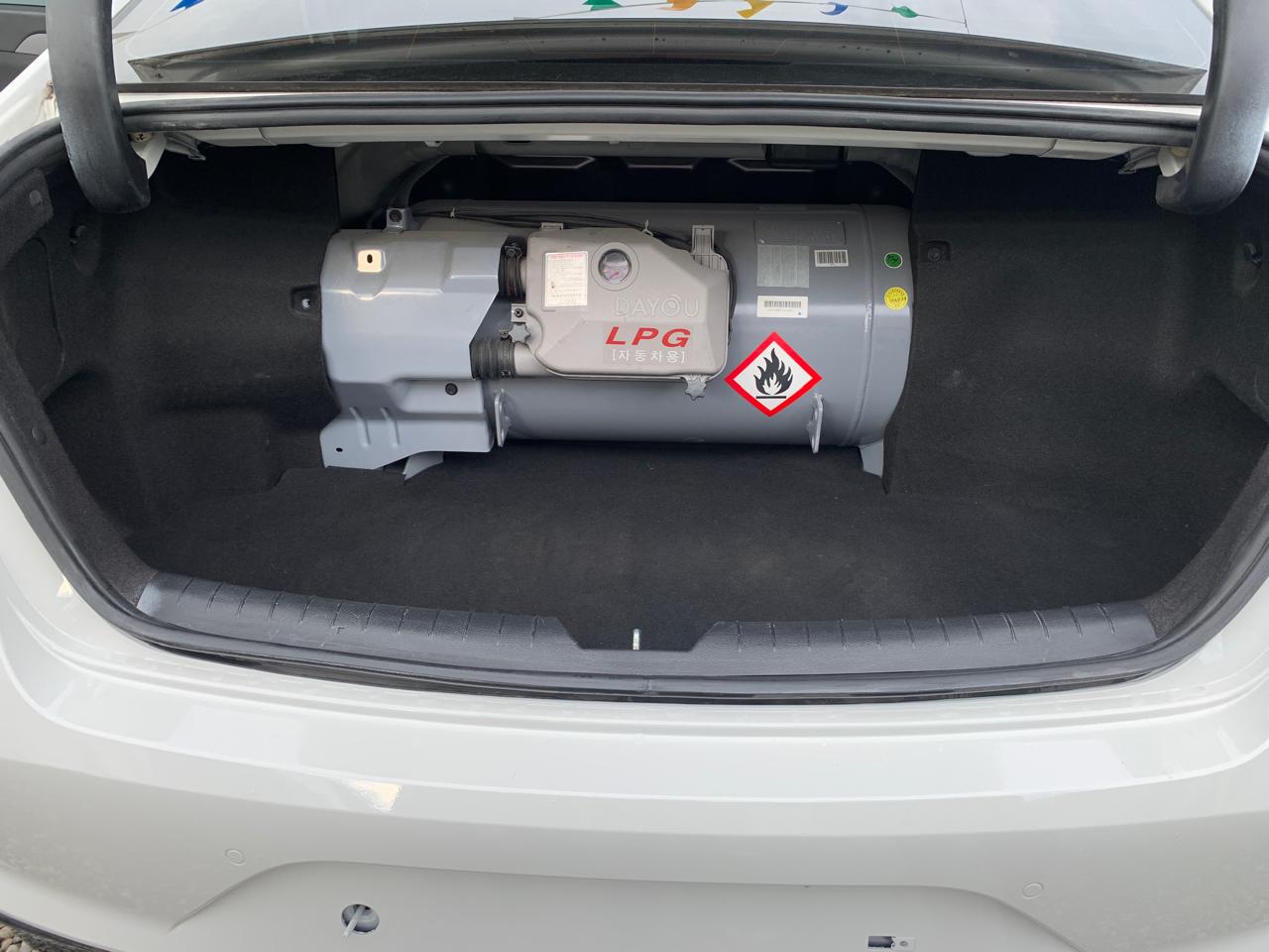 Hyundai Sonata LF 2019 GLP Blanco de Fabrica Foto 7236695-4.jpg