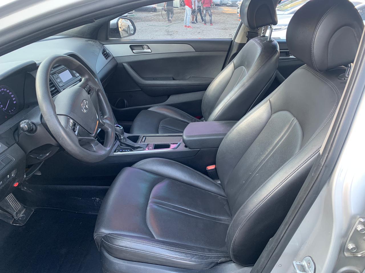 Hyundai  Sonata LF 2018 GLP Gris de Fabrica Foto 7236696-4.jpg