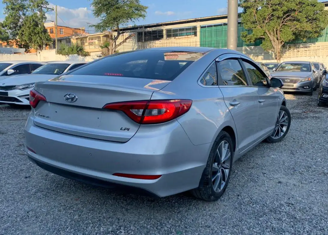 Hyundai  Sonata LF 2018 GLP Gris de Fabrica Foto 7236696-6.jpg