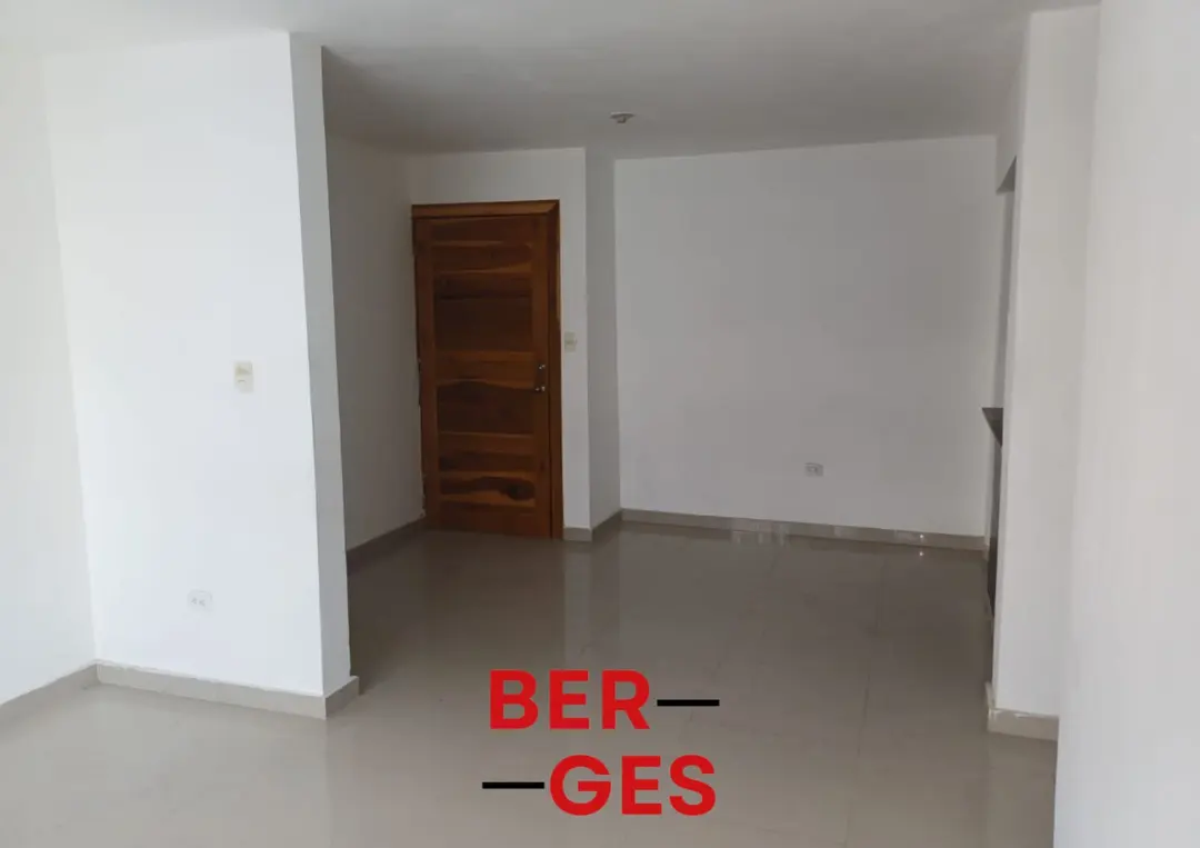 Apto en Venta Av Charles de Gaulle 3er piso 3-Hab 2-Baños 1 ParqueoSDN Foto 7236721-2.jpg