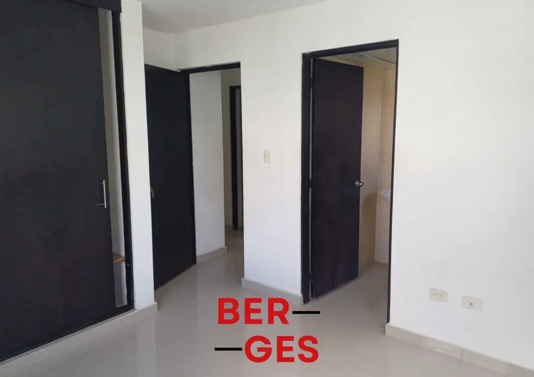 Apto en Venta Av Charles de Gaulle 3er piso 3-Hab 2-Baños 1 ParqueoSDN Foto 7236721-4.jpg