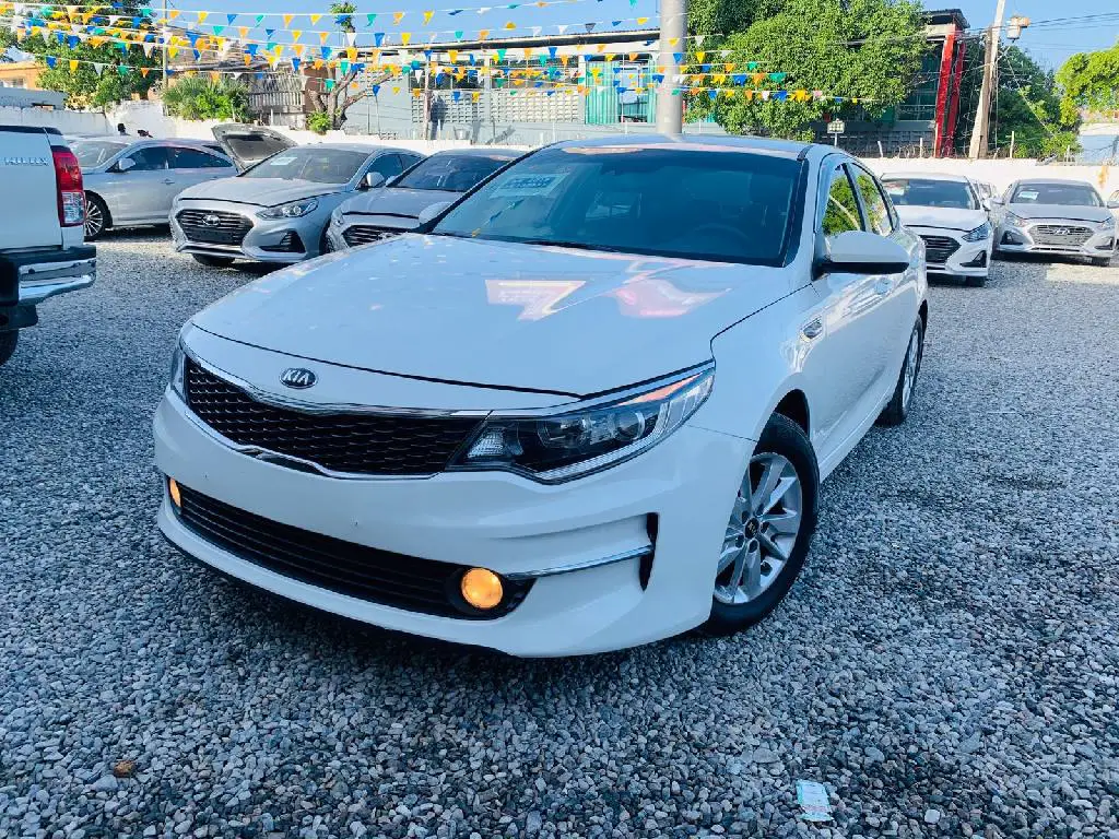 KIA K5 2018 GLP BLANCO DE FÁBRICA Foto 7236907-3.jpg