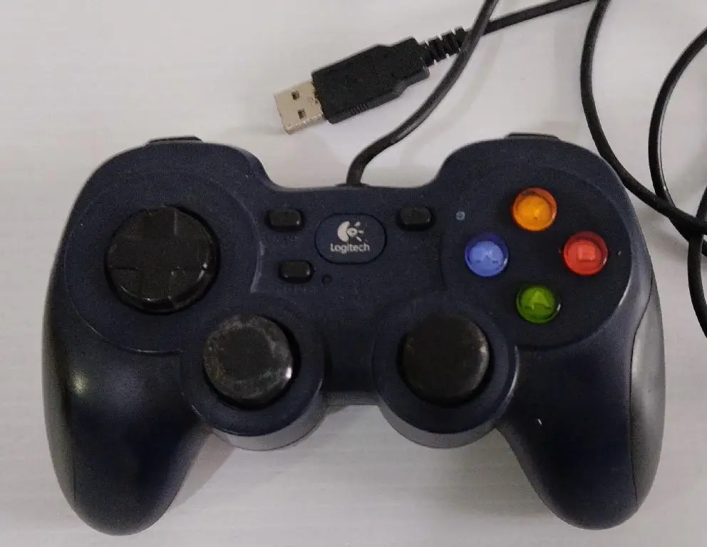 Control Logitech a350  Foto 7236921-2.jpg