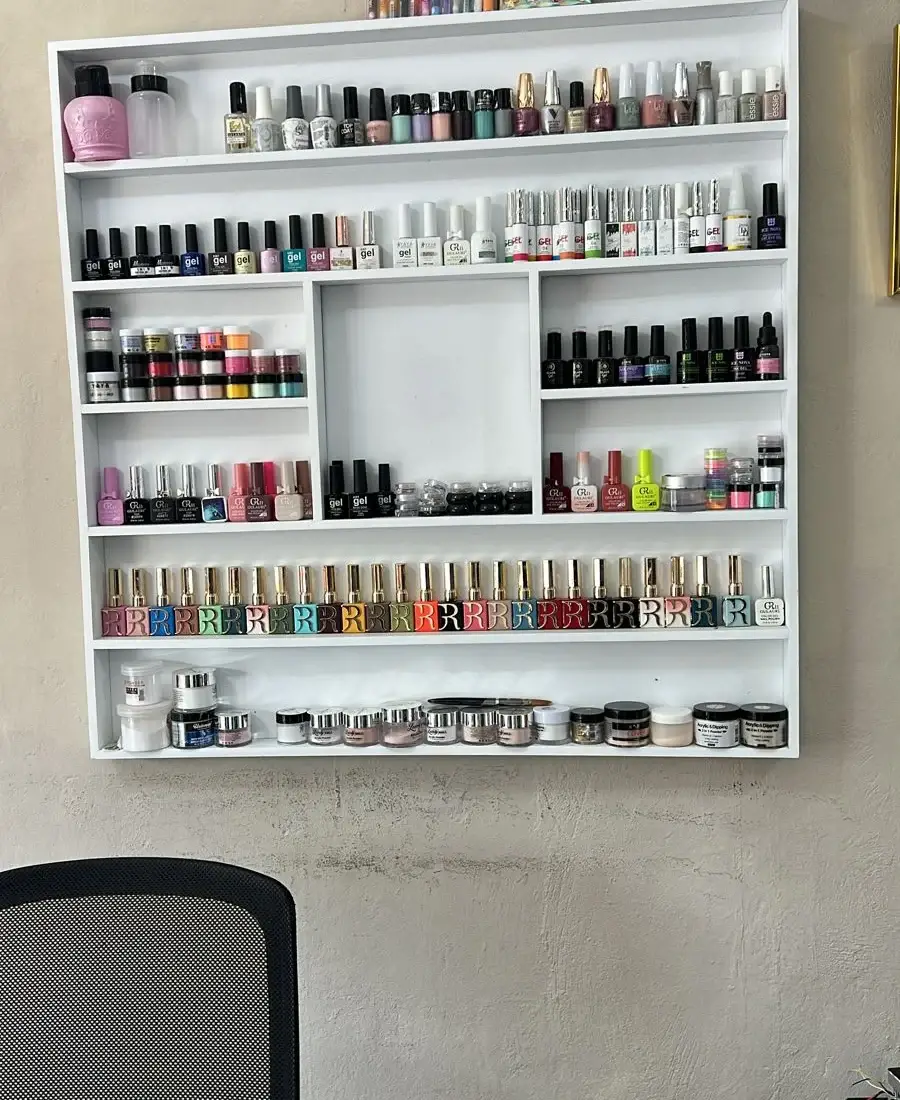 Se Venden Mesas de Uñas con Tope en Cristal y Exibidores de Esmaltes  Foto 7236987-6.jpg