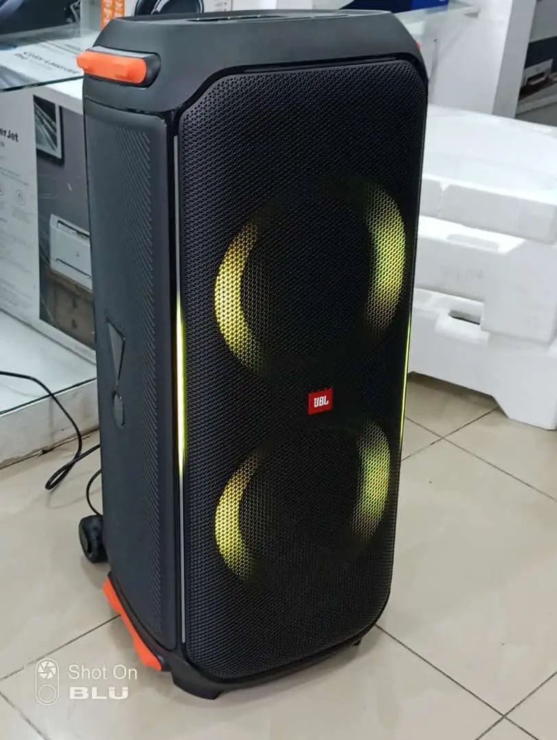 JBL PARTYBOX 710 / 800W / BLUETOOTH IPX4 SPLASHPROOF  Foto 7237104-2.jpg