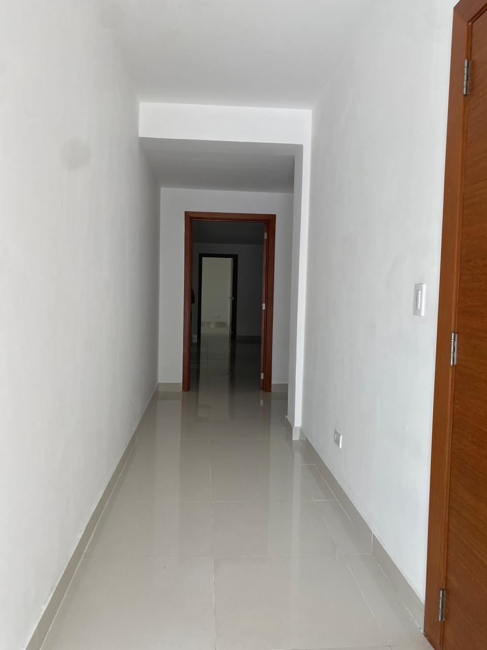 Venta de Apartamento de 3 Habitaciones en Renacimiento Foto 7237114-2.jpg