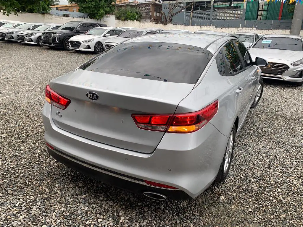 KIA K5 Glp 2018 Gris de Fabrica  Foto 7237197-2.jpg