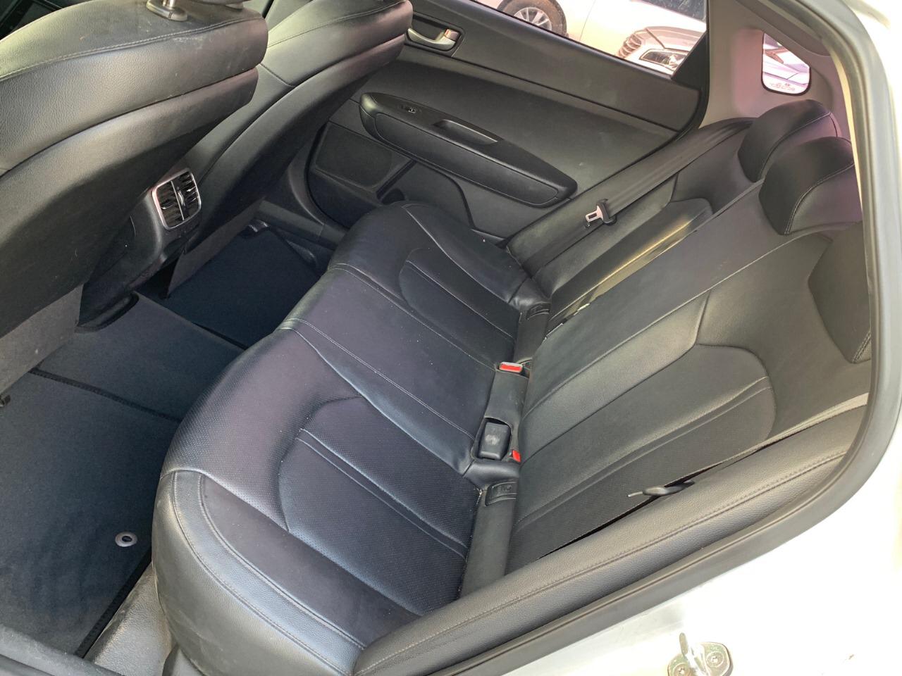 KIA K5 Glp 2018 Gris de Fabrica  Foto 7237197-6.jpg