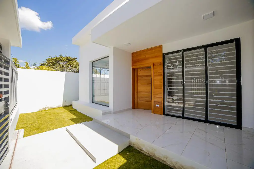 Casa de venta Calle 9 Residencial Don Persio III La Vega RD. Foto 7237426-2.jpg