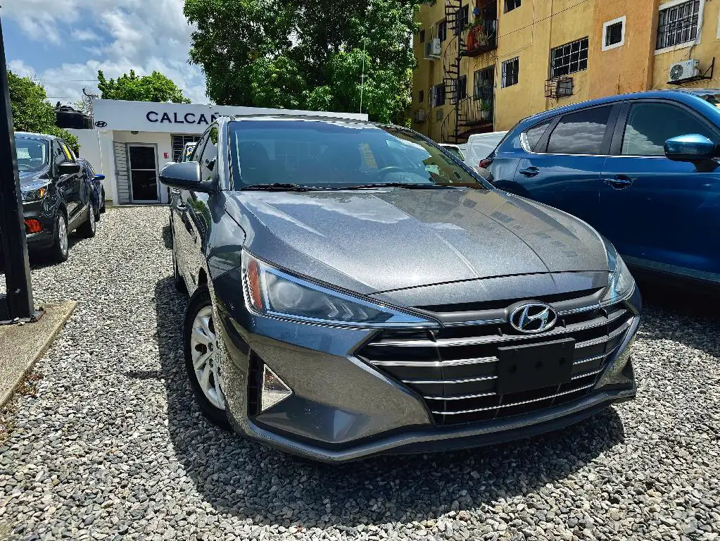 Hyundai Elantra 2019  Foto 7237452-3.jpg