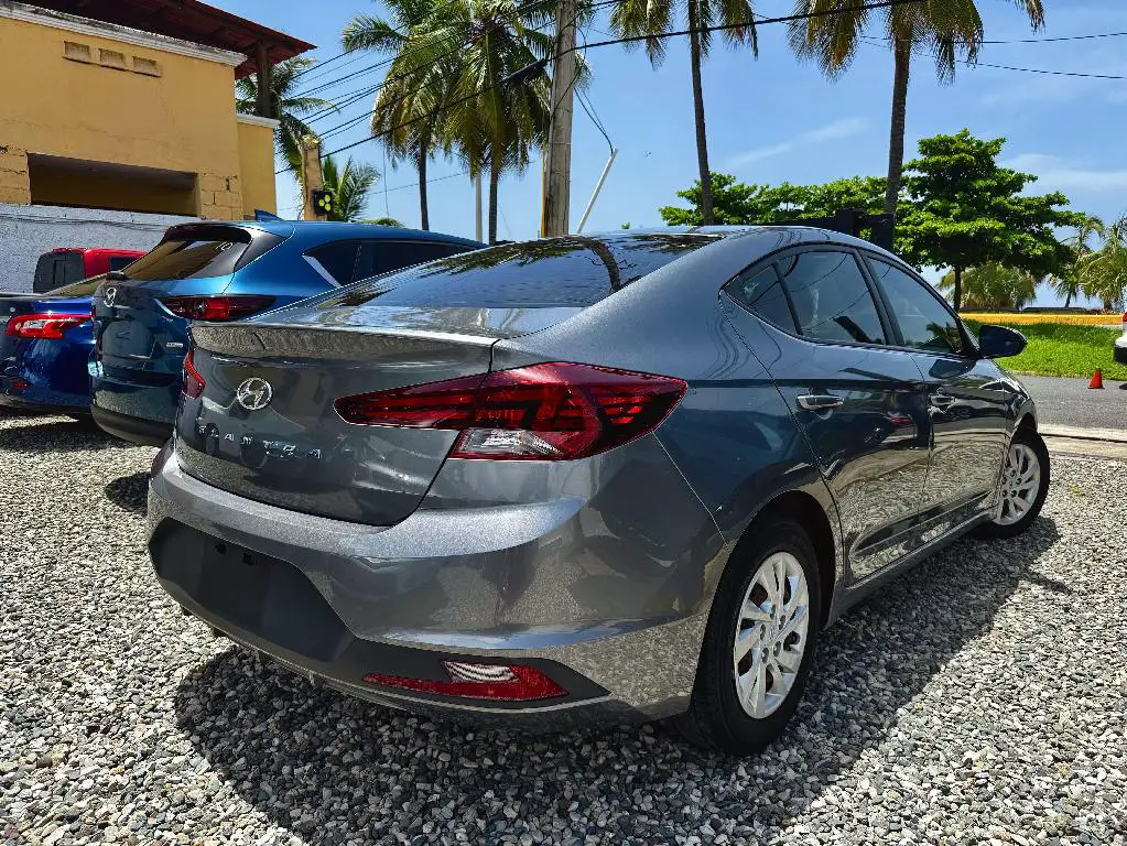 Hyundai Elantra 2019  Foto 7237452-6.jpg