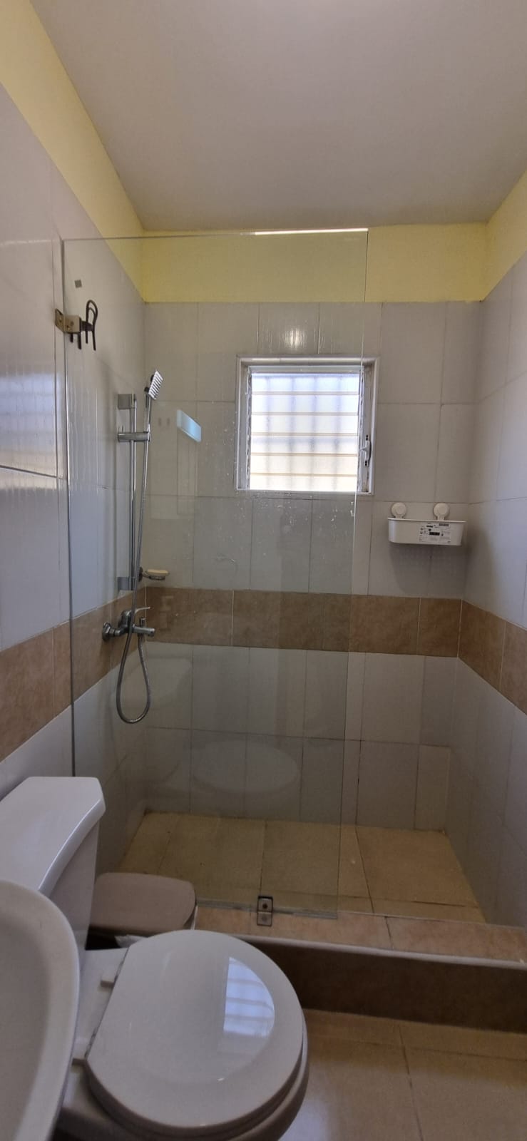 Alquiler habitación baño privado amueblada elect internet y mant inclu Foto 7237484-2.jpg