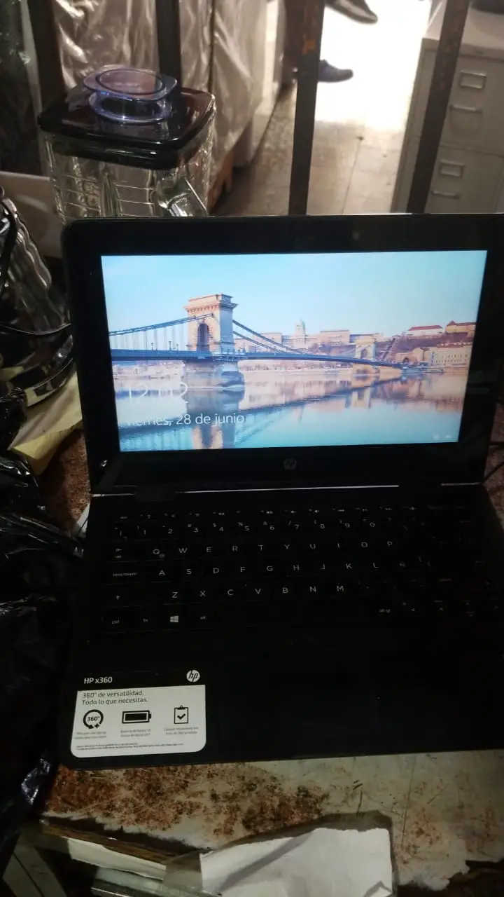Laptop hp x360 touchscreen.  Foto 7237498-2.jpg