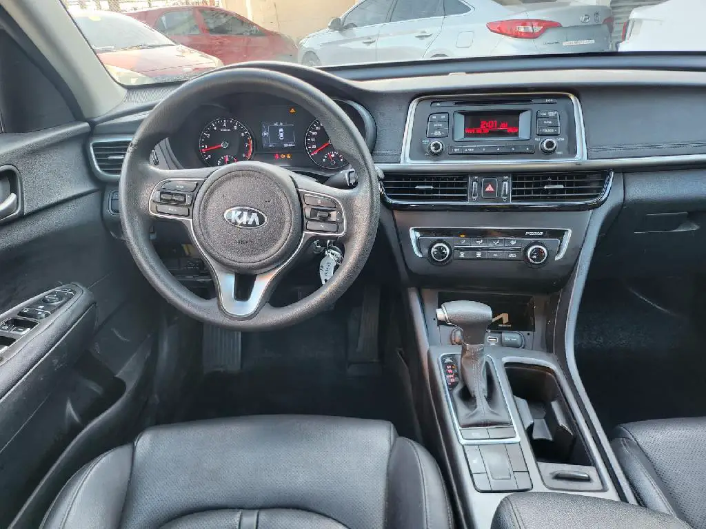 KIA K5 2017 Glp Gris de Fabrica  Foto 7237536-4.jpg