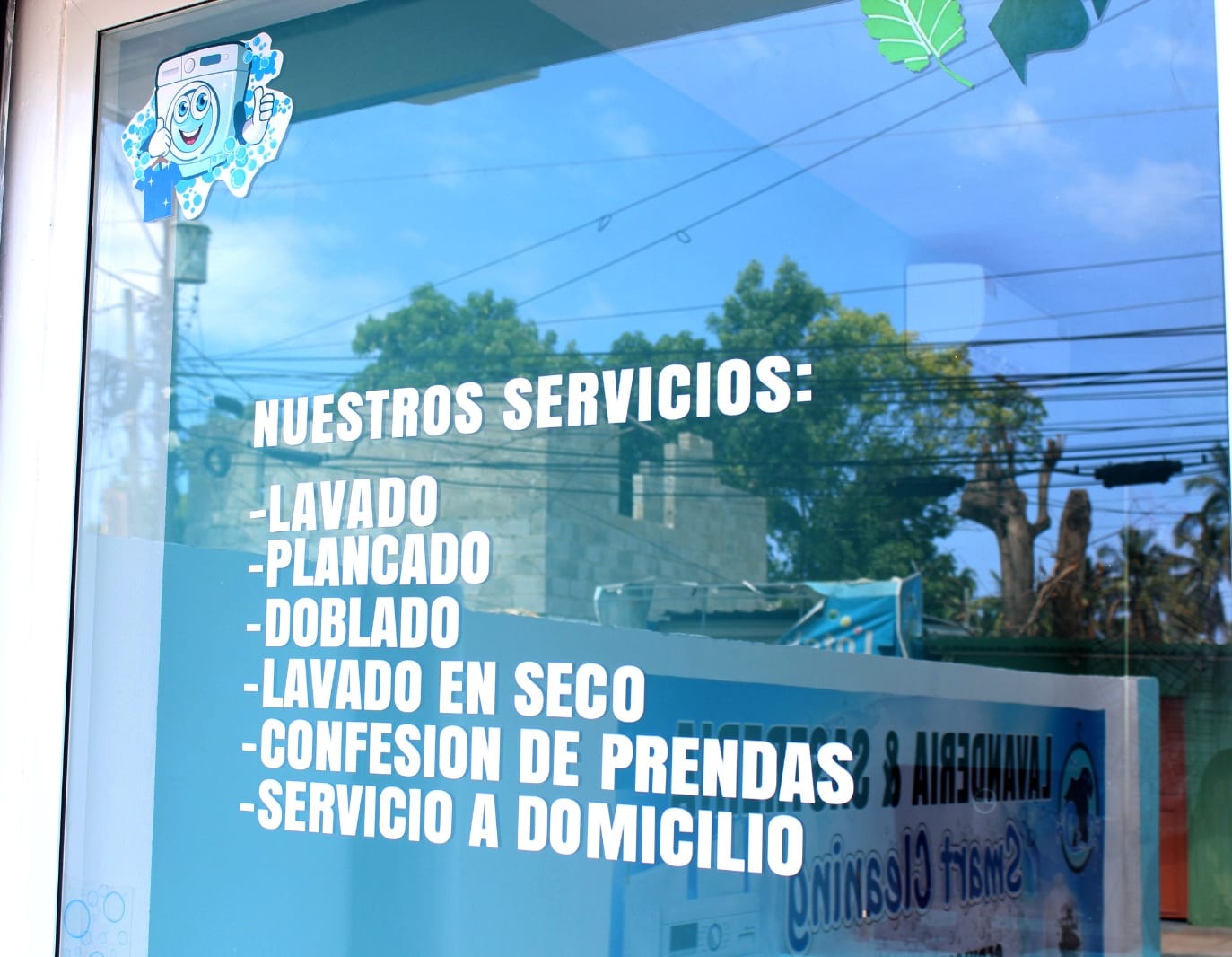 TRASPASO DE LAVANDERIA EN ZONA CENTRICA DE LAS TERRENAS CON SU CARTERA Foto 7237538-3.jpg