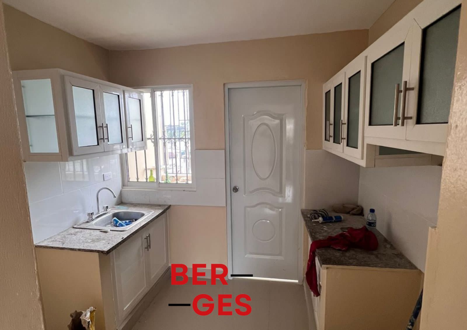 Vendo Apartamento en El Duarte Prox Av.Charles de GAULLE y el Nacional Foto 7237697-7.jpg