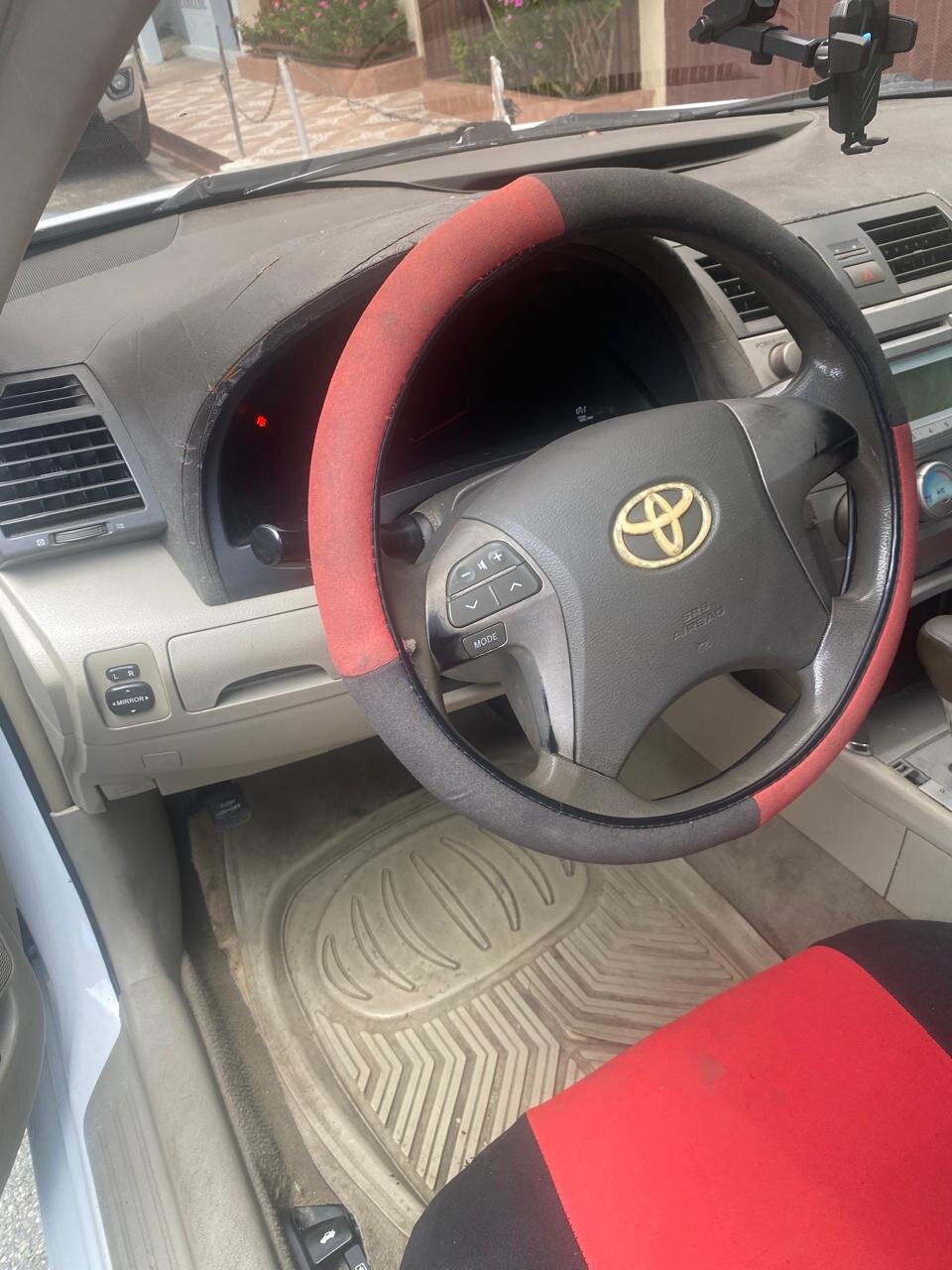 Vendo Toyota Camry blanco 2007 en Santo Domingo DN Foto 7237699-1.jpg