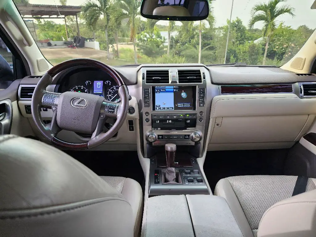 Lexus Gx Luxury 2016 Foto 7237784-I7.jpg